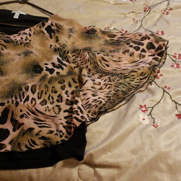 Pink and black animal print blouse - Picture 3 of 4